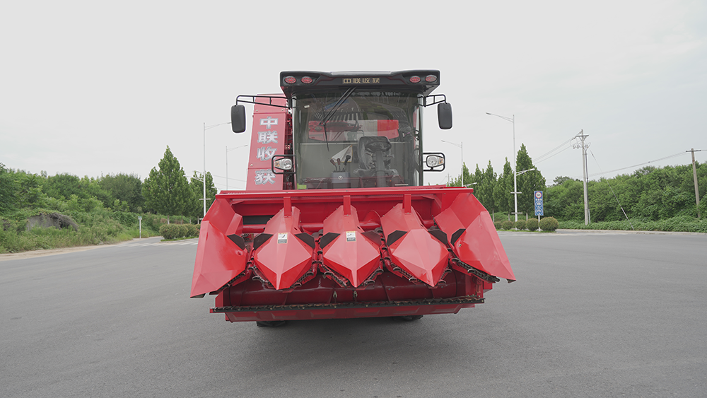 ag尊龙凯时4YZJ-4型自走式玉米穗茎收获机
